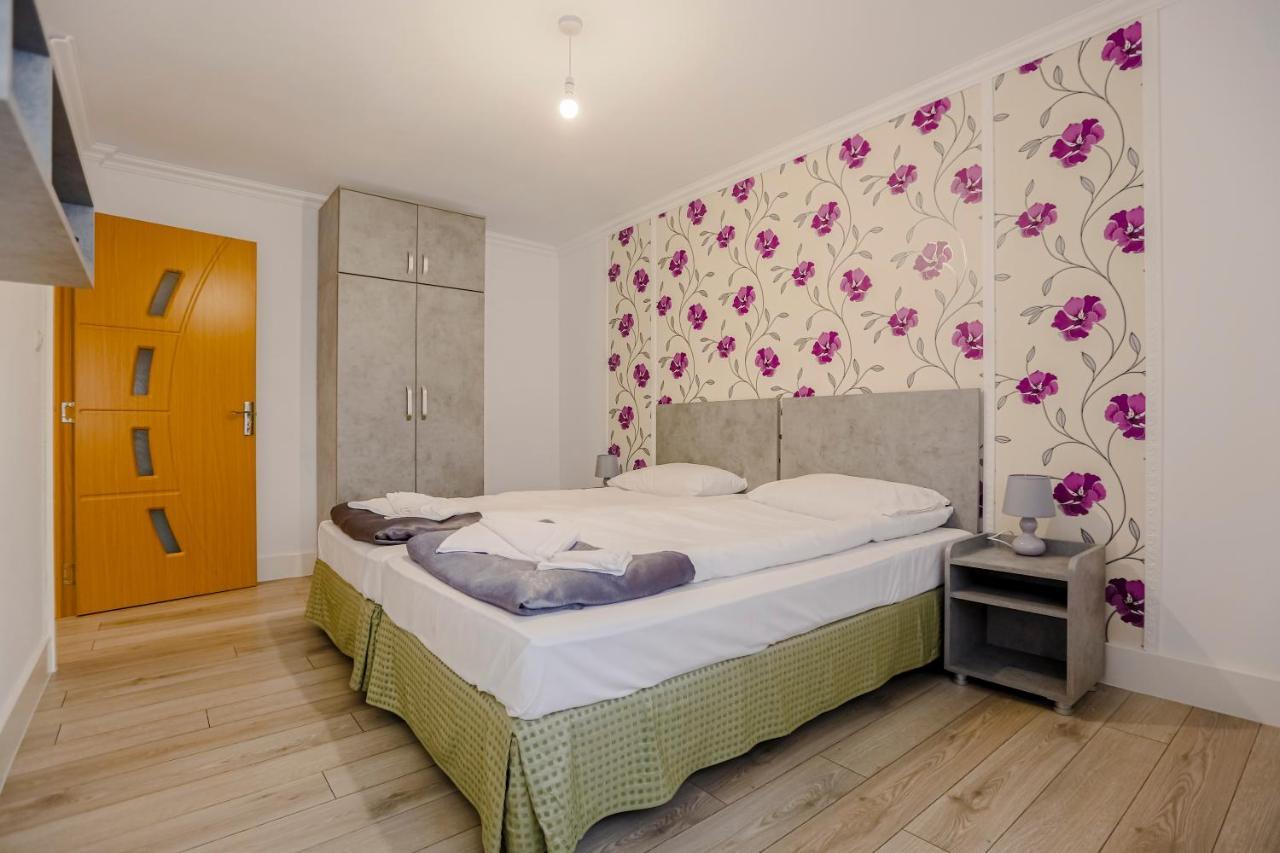 Vaias Aparts Târgu Neamţ Exterior foto