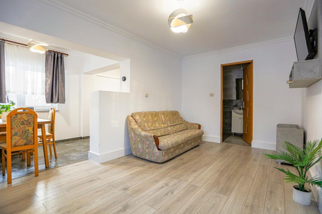 Vaias Aparts Târgu Neamţ Exterior foto
