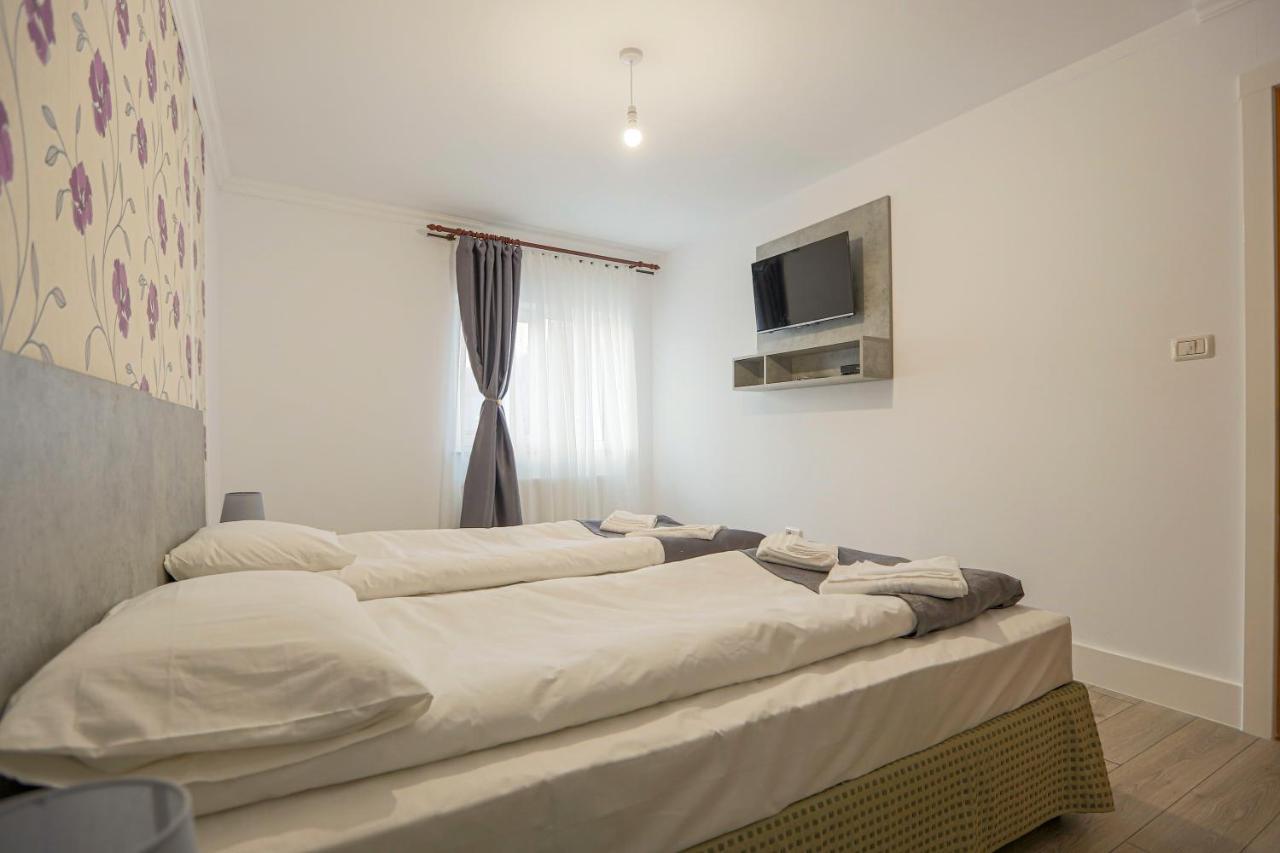 Vaias Aparts Târgu Neamţ Exterior foto