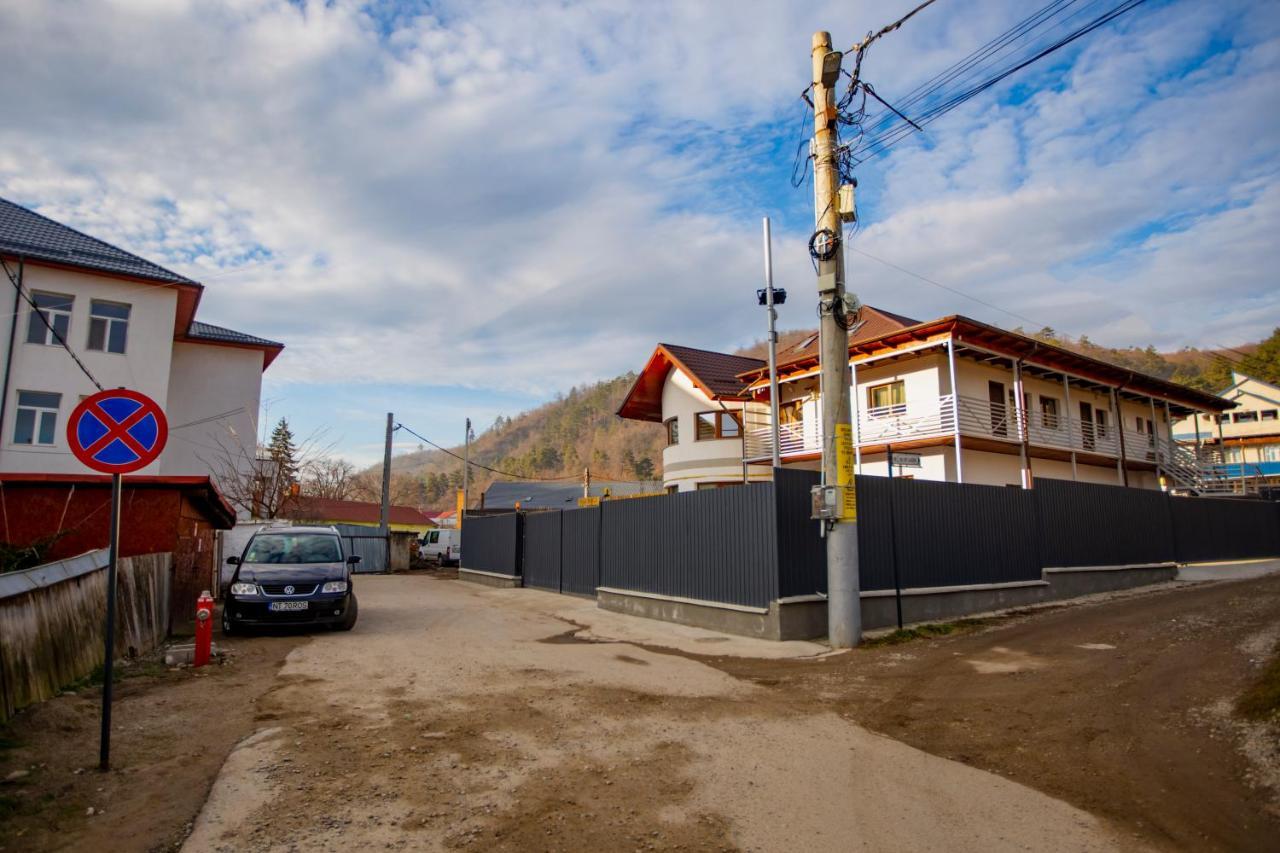 Vaias Aparts Târgu Neamţ Exterior foto