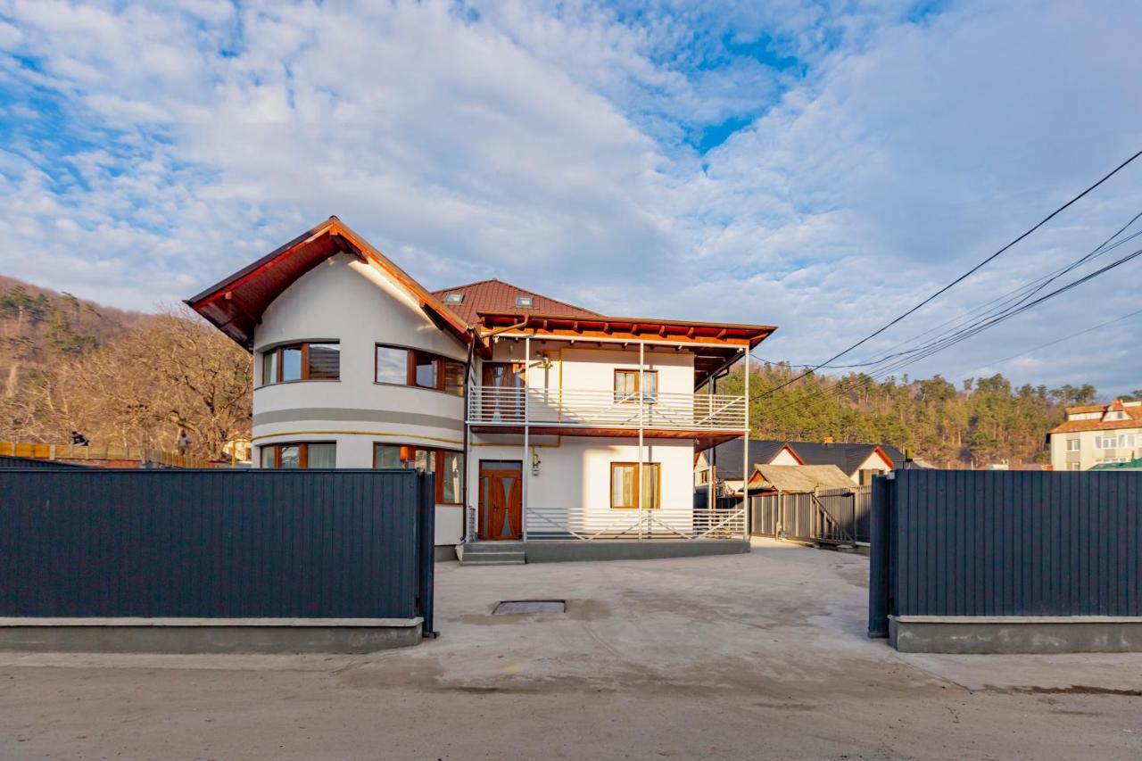 Vaias Aparts Târgu Neamţ Exterior foto
