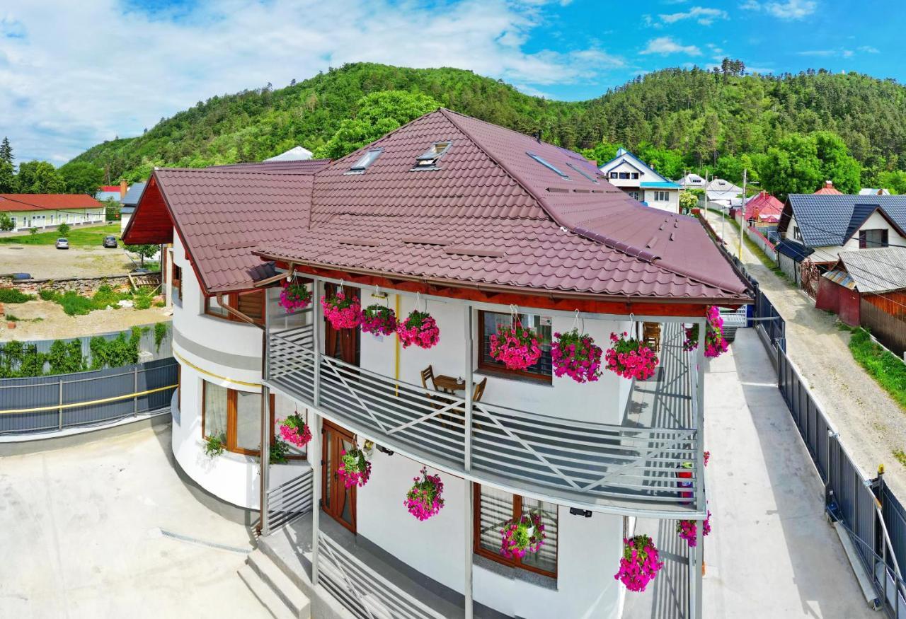 Vaias Aparts Târgu Neamţ Exterior foto